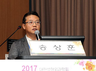 윗입술성형,입꼬리수술잘하는곳,인중코수술,입매성형,명동입술필러,노블캣수술,입술확대술